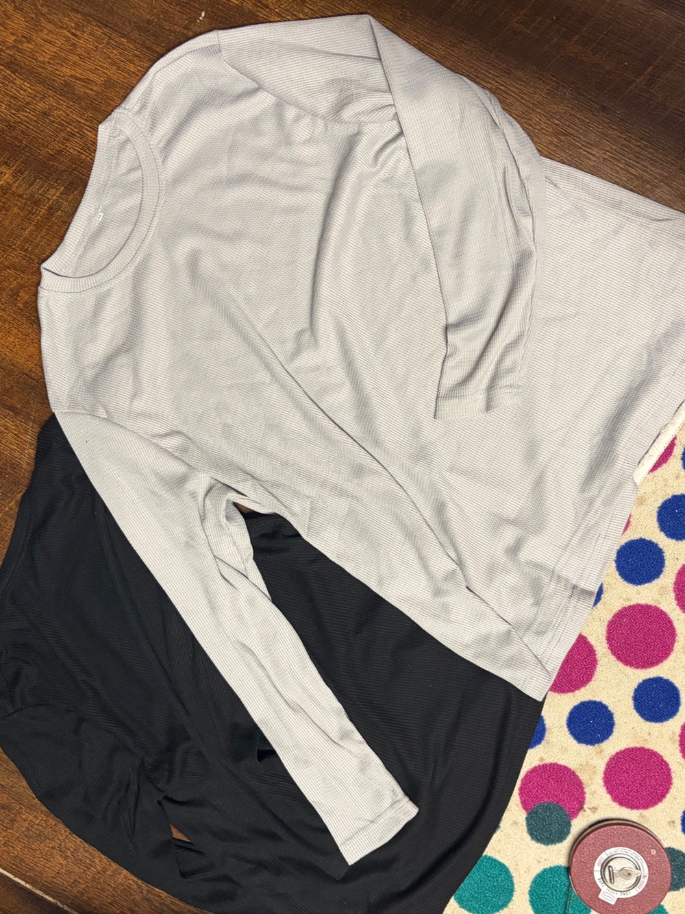 Mens XL Long-Sleeve Performance Thermal Tee - Black & Light Gray Bundle of 2 XL